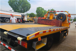 镇海附近拖车电话号码服务